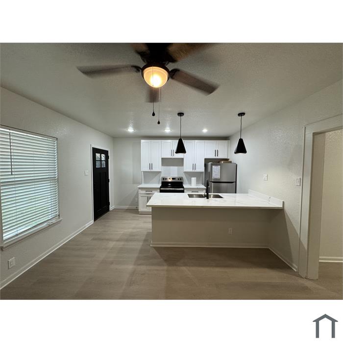 4928 Avenue R 1/2