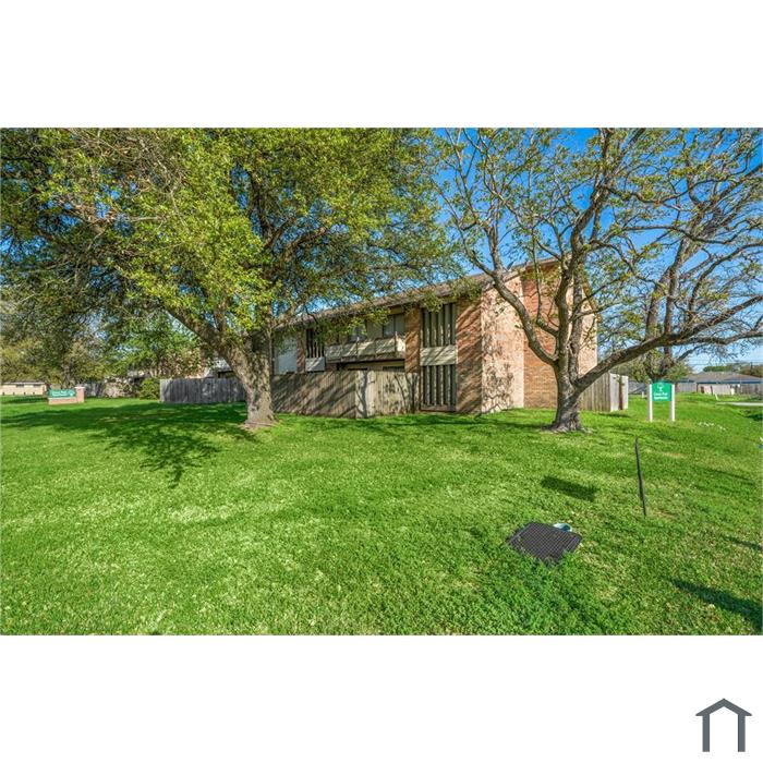 Green Park Apartments
