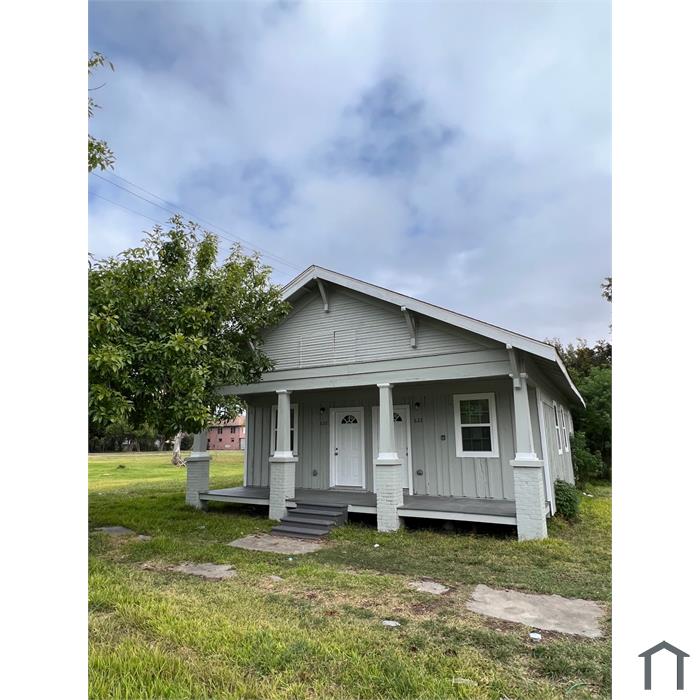 620 El Paso Ave