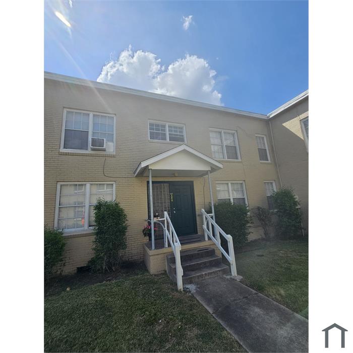 2260 Hazel St Apartments