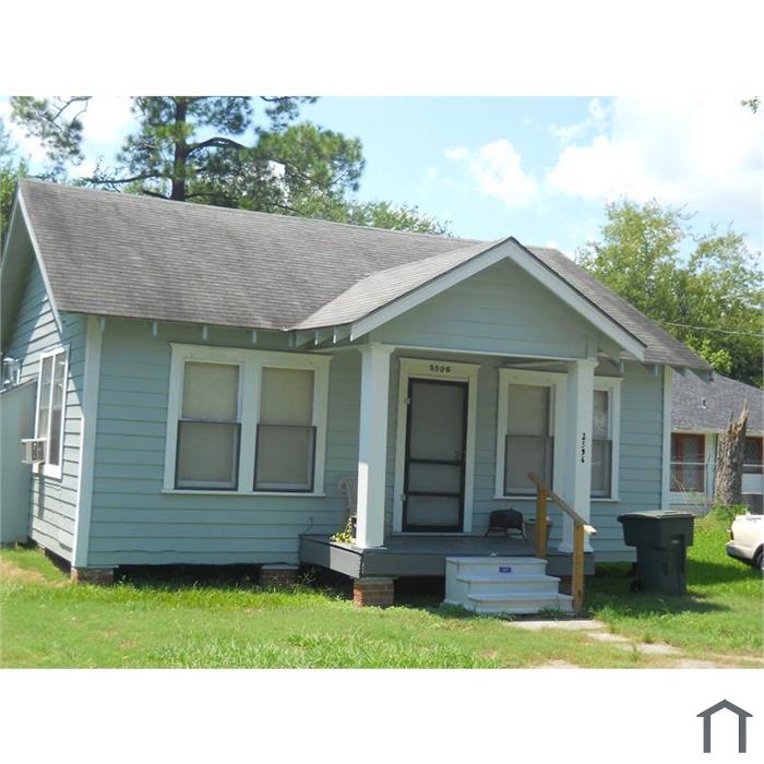 2596 Emile St