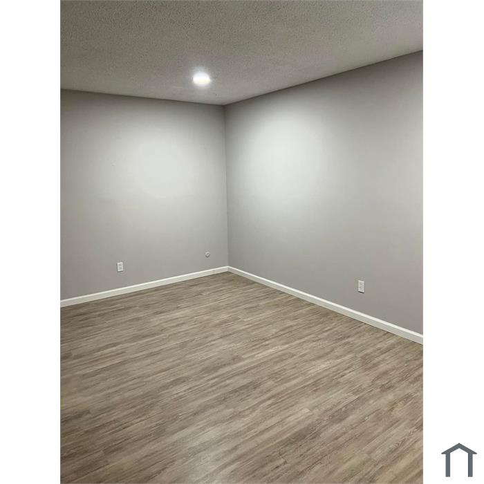 2210 North St Apartments