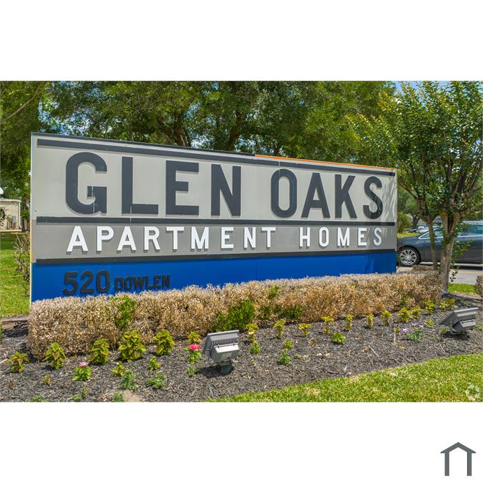 Glen Oaks 