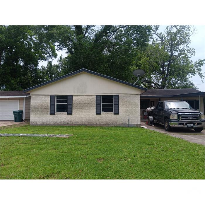 3941 Broadmoor Dr