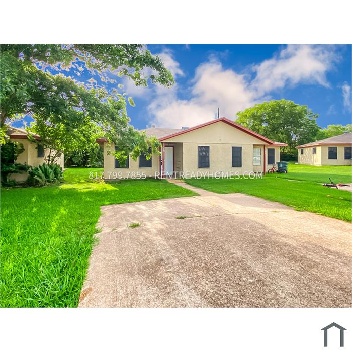 318 Frontier Dr