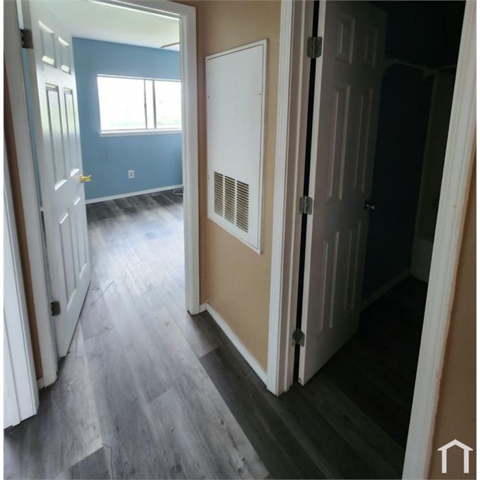 2401 Bosque Dr