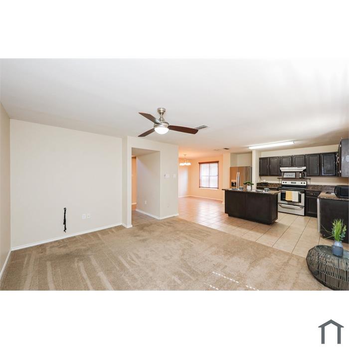 5015 Moncayo Rd