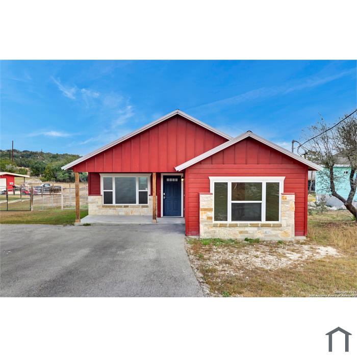 2720 Golf Dr