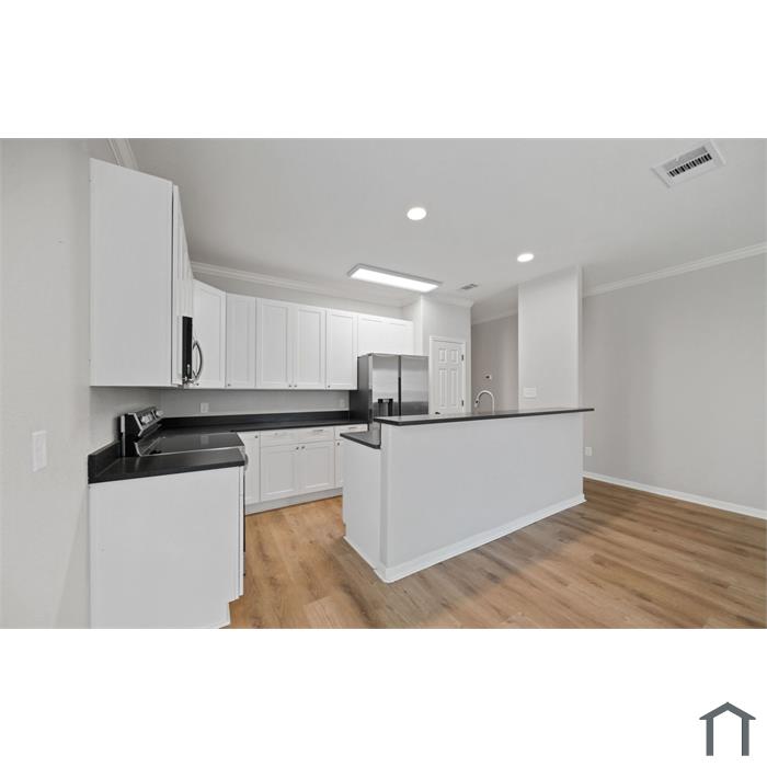 521 Clearfield Dr