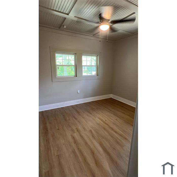 1738 Lee Hall