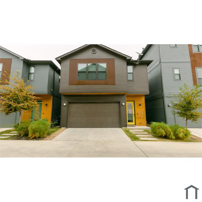 203 Nogalitos St