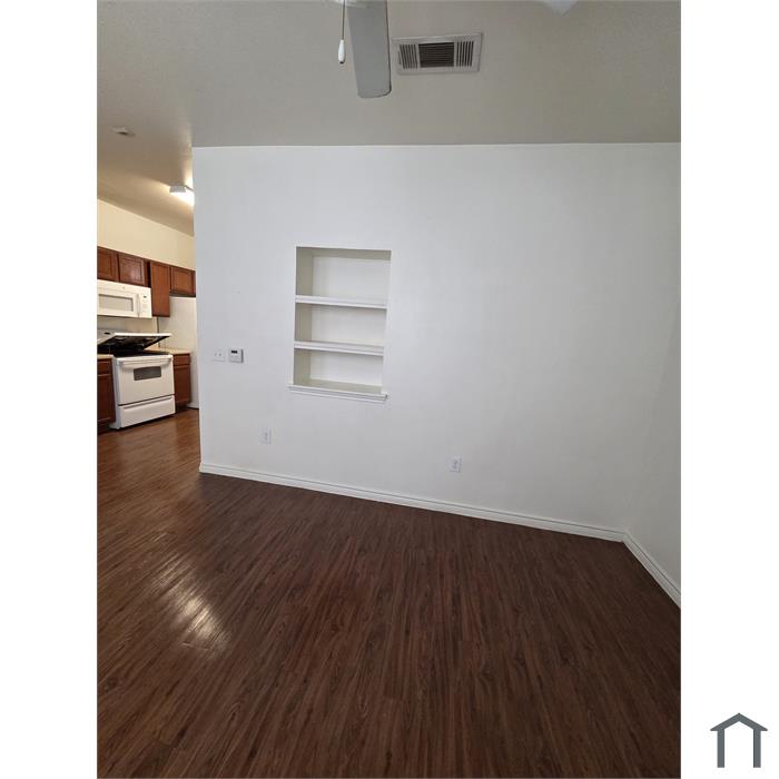 703 N San Marcos
