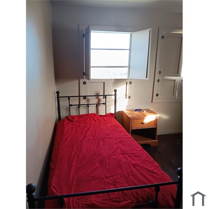 2214 Buena Vista St
