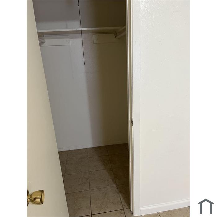 5200 Blanco Rd