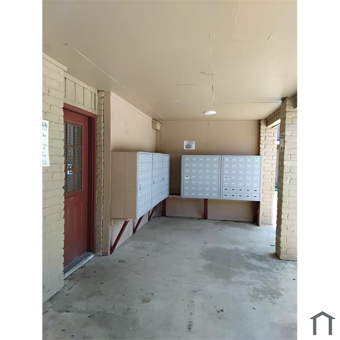 5200 Blanco Rd