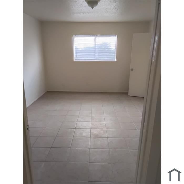 5200 Blanco Rd