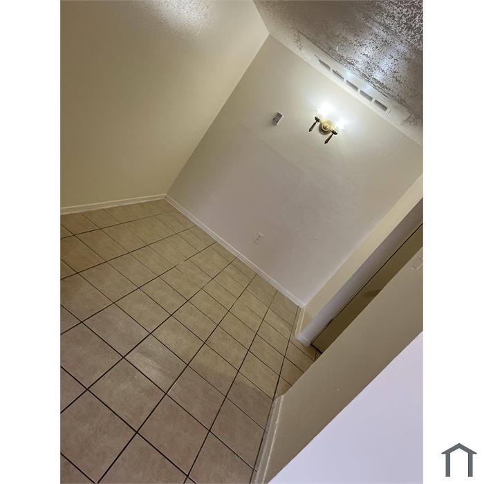 5200 Blanco Rd