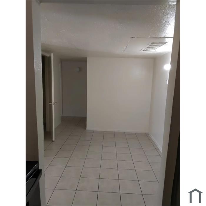 5200 Blanco Rd