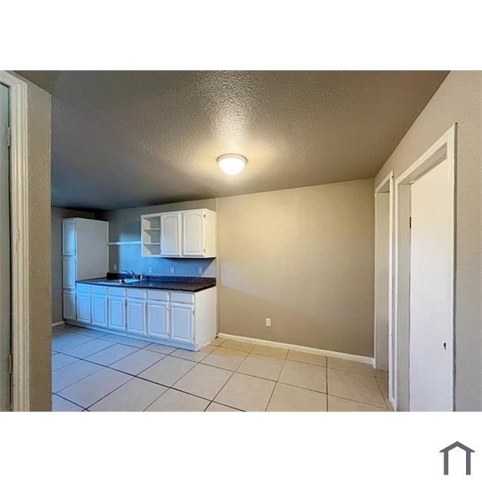 378 E Petaluma Blvd