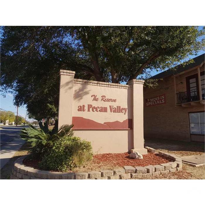 2 Bedroom Apartment 4032 E Southcross Blvd in San Antonio, TX