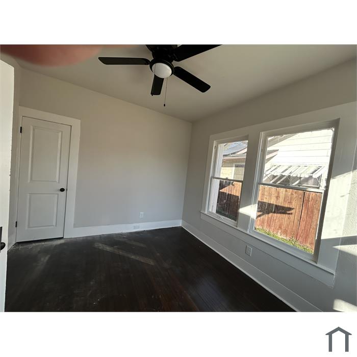 329 Hot Wells Blvd