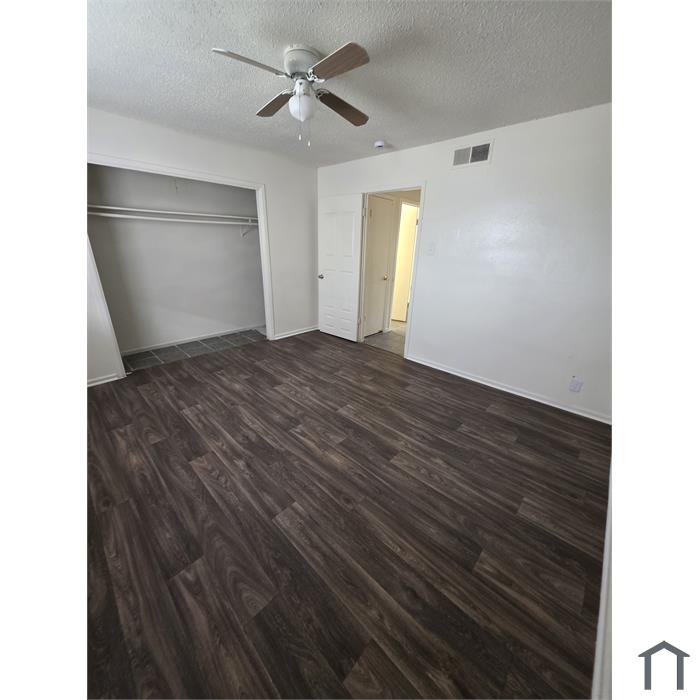 Roselawn Apartments