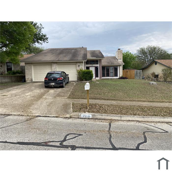 12018 Woodsrim St