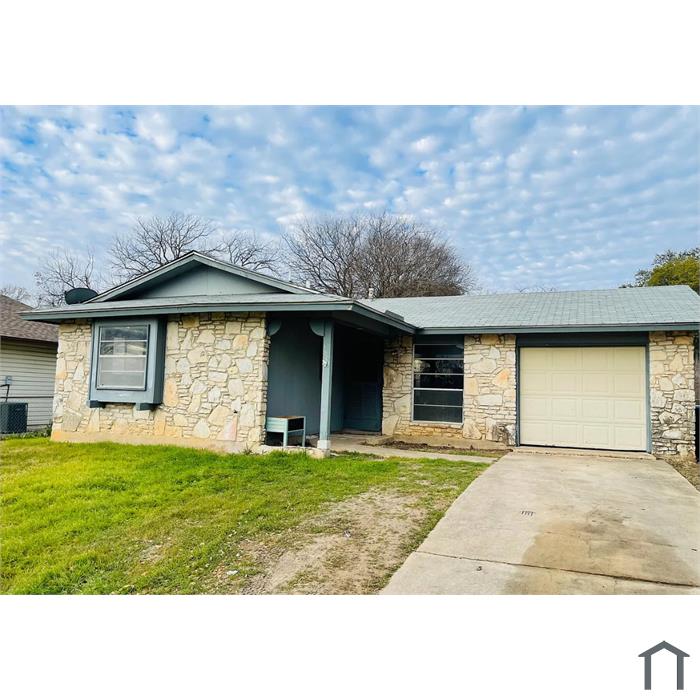 1803 Oxhill Dr