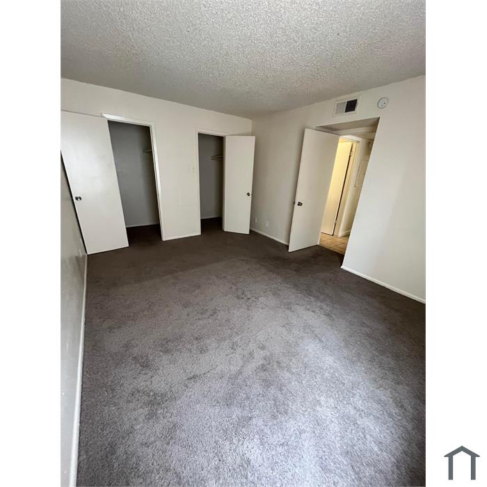 INGRAM RANCH APARTMENTS 2400 Oakhill RD in San Antonio, TX