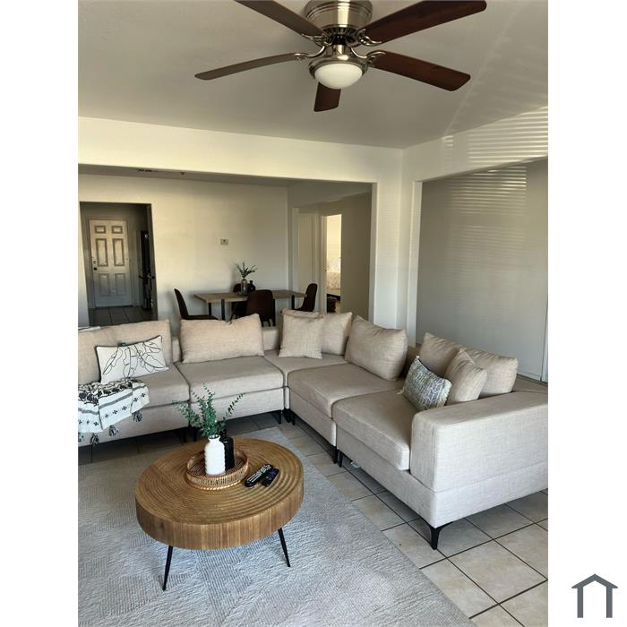 7645 Oak Chase
