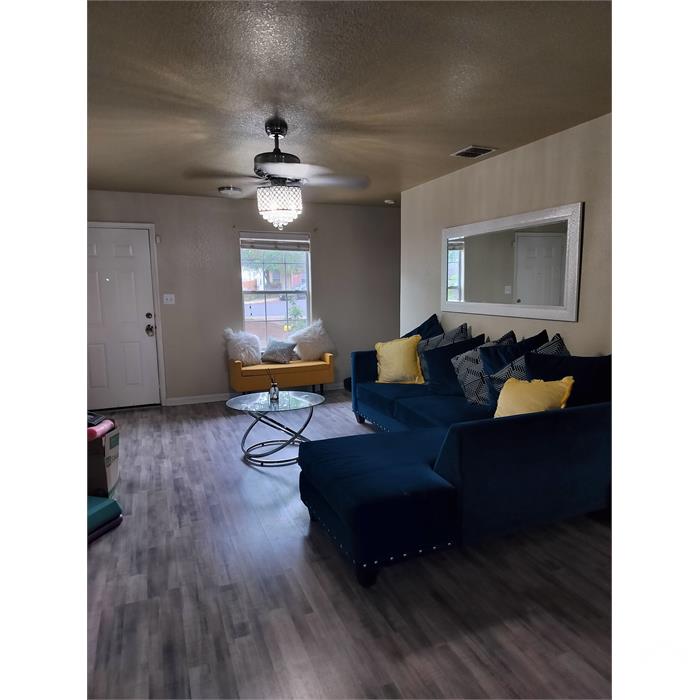 5914 Fox Cyn