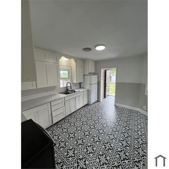 602 Del Mar Blvd