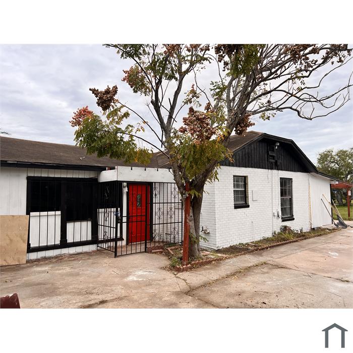 601 Scott Dr