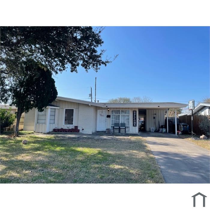 4613 Mildred Dr