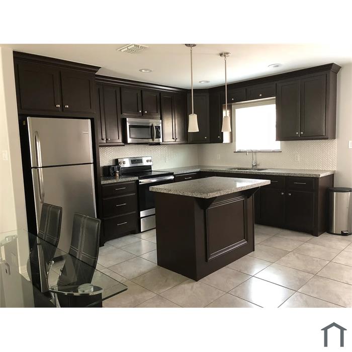 205 Teak Dr