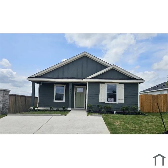 111 Safflower Dr