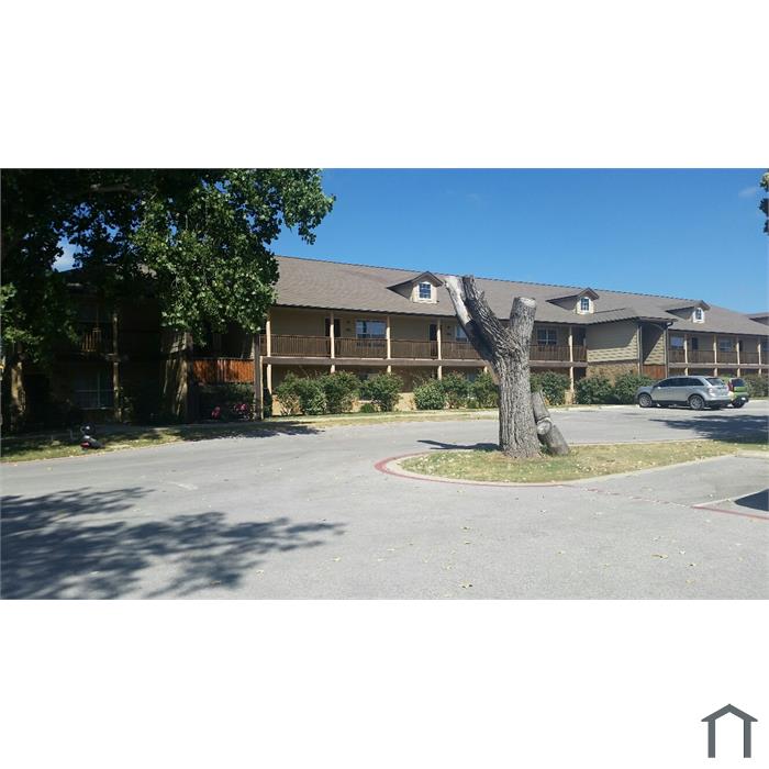 413 Lion Dr