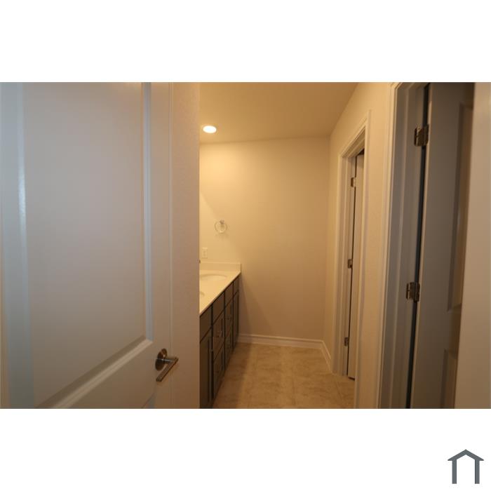 74 Prospector Ln