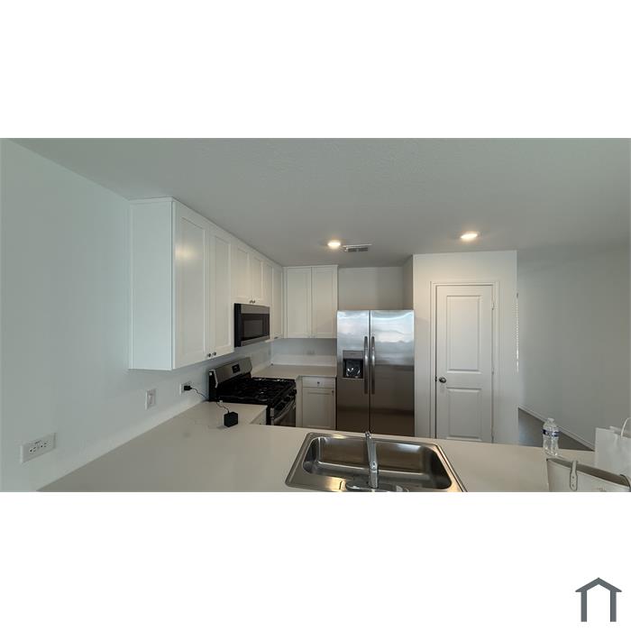 205 E Lima Dr