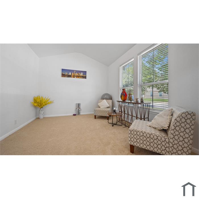 909 Niobrara River Dr