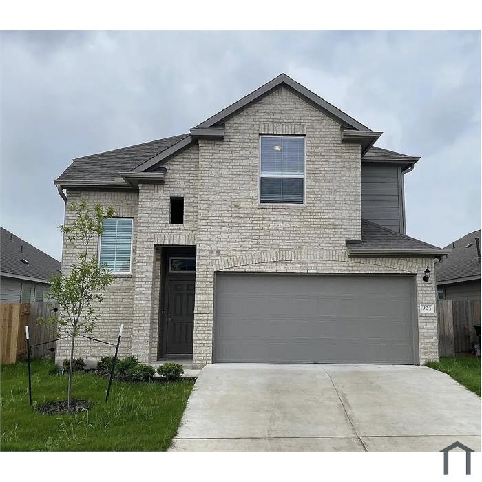 925 Falkland Trce