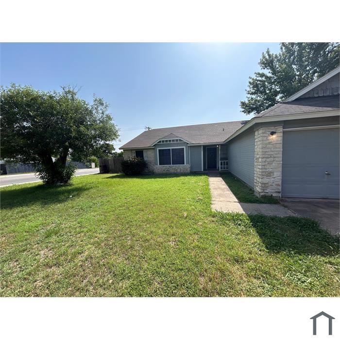 521 Greenlawn Blvd