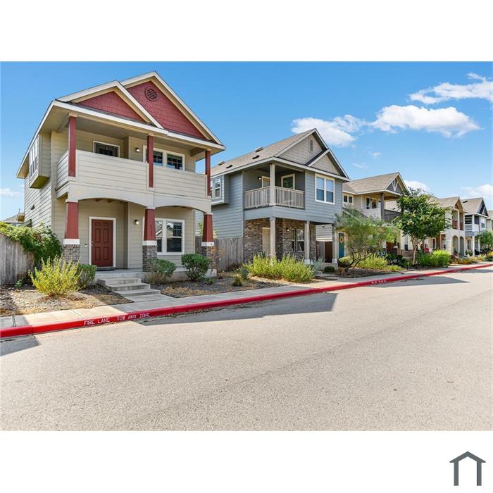 4523 Graceful Ln