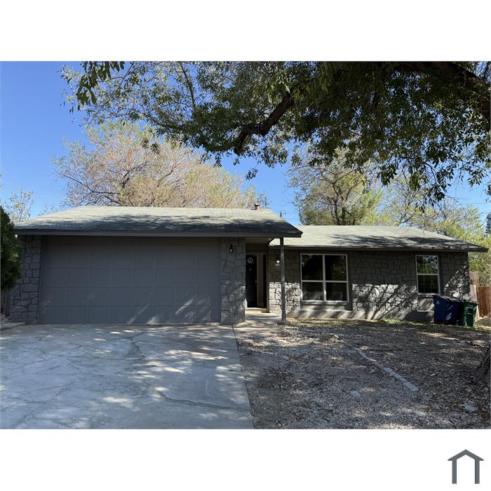 2528 Chaparral Trl