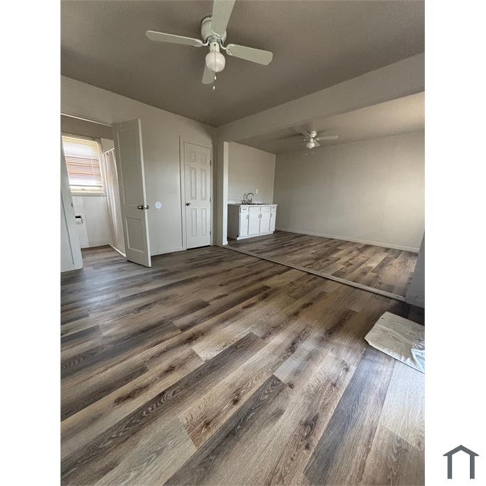 2830 E Amarillo Blvd