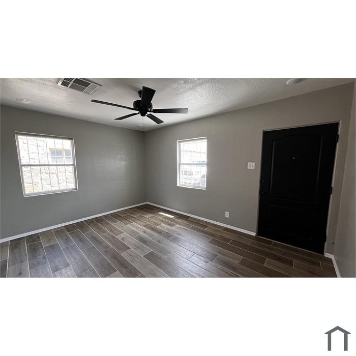 2705 Corte del Sol St