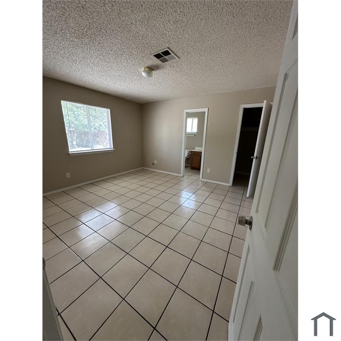 3372 Mike Godwin Dr
