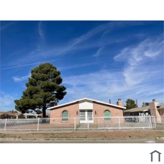 2803 Beachcomber Dr