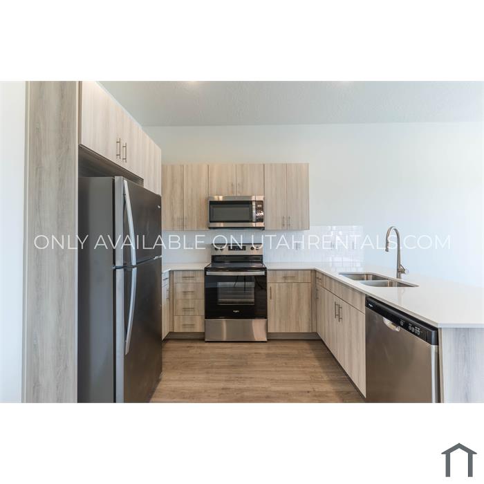 Canary Apartments