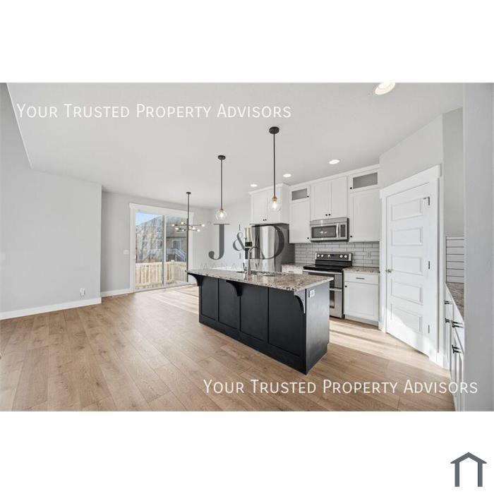 Stunning townhome on Sleepy Ridge